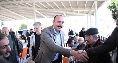 Konyaaltı Belediye Başkanı Cem Kotan, vatandaşın sorun ve taleplerini dinledi