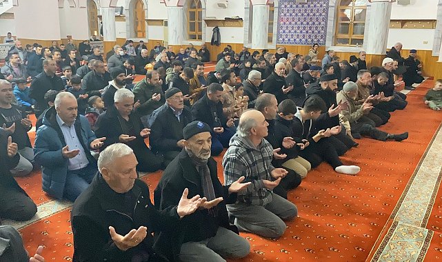 Kulu'da Miraç Kandili'nde camiler doldu