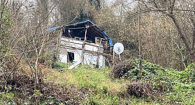 Kulübede baltayla öldürülmüştü: 2 şüpheli gözaltına alındı