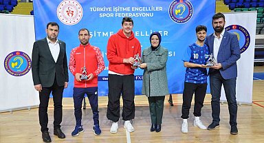 Kütahya'da düzenlenen İşitme Engelliler Erkekler Futsal Türkiye Şampiyonası sona erdi