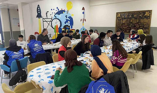 Lise temsilcileri merkezde ağırlandı