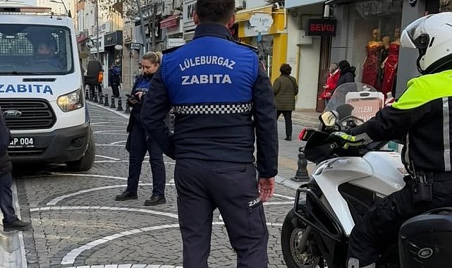 Lüleburgaz'da motosiklet denetimi: Trafiğe kapalı yola giren sürücülere para cezası