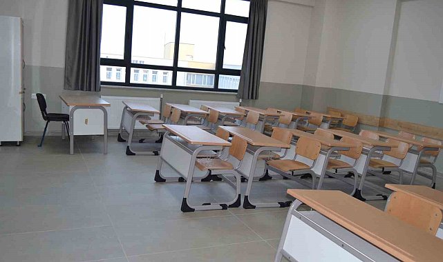 Mahkeme temizliğe hükmetti, cezalarını okul temizleyerek dolduracaklar