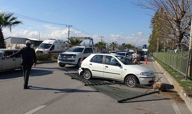 Makas atan araç kazaya sebep oldu: 2 yaralı