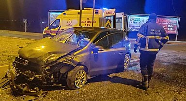Mardin'de otomobiller çarpıştı