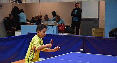 Masa tenisi şampiyonları belli oldu