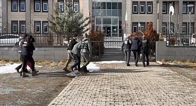 Midelerinden 91 paket uyuşturucu çıkan 3 kişi tutuklandı