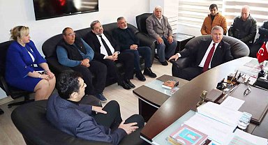 Milletvekili Özdağ gazeteciyi azarladı: "Siz gazeteci misiniz"