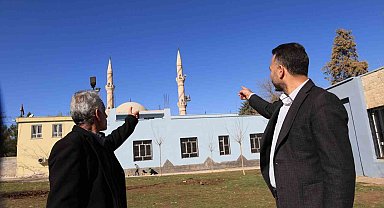 Minareye takılan baz istasyonu 15 yıl sonra kaldırıldı