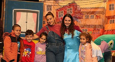 Minikler ara tatilde 'Can Can ve Arkadaşları' ile neşe buldu
