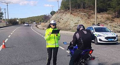 Muğla'da motosiklet denetimlerinde 71 sürücüye ceza kesildi