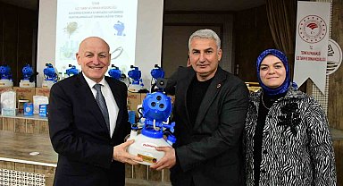 Muhtarlara kahverengi kokarca ile mücadelede için sisleme cihazı dağıtıldı