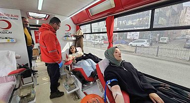 Muş Gazeteciler Cemiyeti'nden Kızılay'a kan bağışı desteği