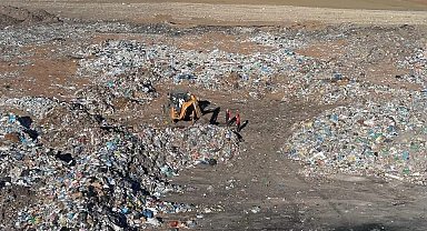 Oğlunu öldürüp çöpe attğını itiraf etmişti, günlerdir çöplükte süren aramalar sonuç vermedi