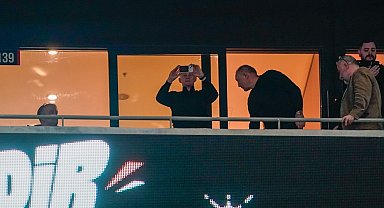 Ole Gunnar Solskjaer, Samsunspor maçını tribünden takip ediyor