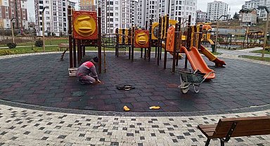 Ordu'da deforme olan kent mobilyaları yenileniyor