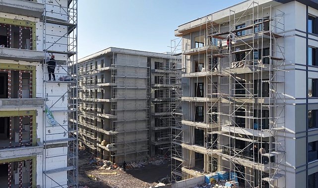 Osmaniye'de rezerv alandaki binalar yükseliyor