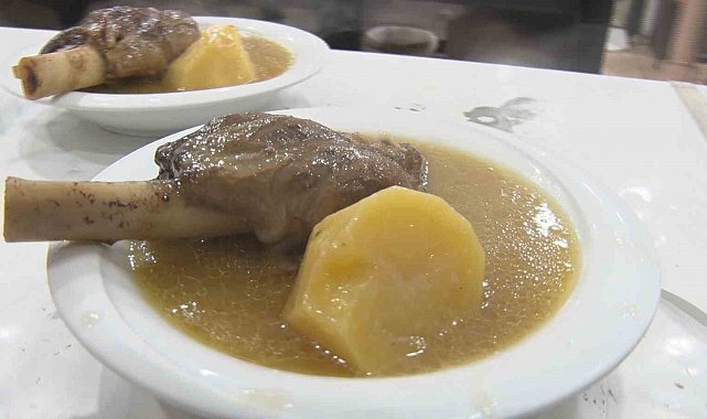 Osmanlı mutfağının geçmişten geleceğe uzanan asırlık yemekleri