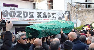 Otel yangınında hayatını kaybeden anne ve kızı gözyaşlarıyla uğurlandı