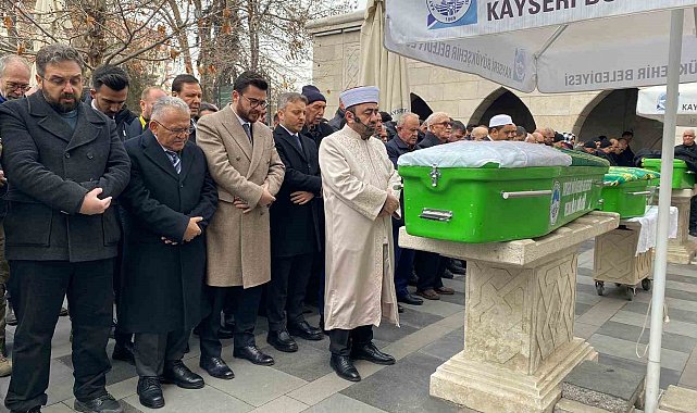 Otel yangınında hayatını kaybeden Kayserili kadın toprağa verildi