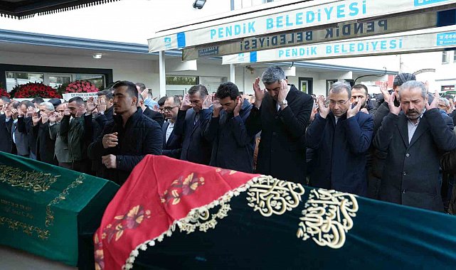 Otel yangınında hayatını kaybeden Şenol, Mina ve Gülçin Akişli son yolculuğuna uğurlandı