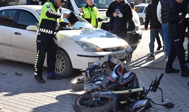 Otomobil ile motosiklet çarpıştı: 1 yaralı