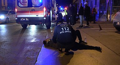 Otomobil ile motosiklet kavşakta çarpıştı: 2 yaralı