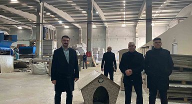 Özel sektörden sokak hayvanlarının barınması için kaymakamlığa destek