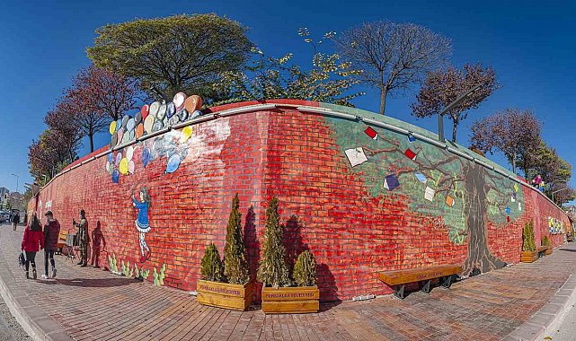 Pursaklar'da sokak duvarları estetik bir görünüme kavuşuyor