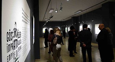 "Göstergeler İmparatorluğu" sergisi, Anadolu Üniversitesi İBF'de açıldı