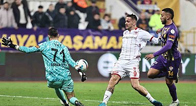 Rey Manaj, Ömer Erdoğan'la tartıştı