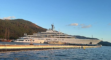 Rus milyarderin 1,2 milyar dolarlık yatı 3 yıldır Marmaris'te demirli