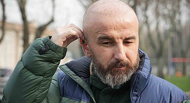 Saç ekerken kulak zarını biçti