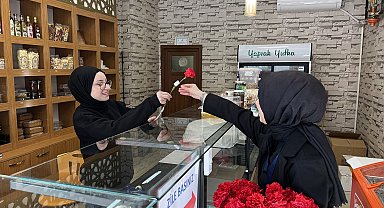 Sakarya Büyükşehir vatandaşların kandil sevincini paylaştı