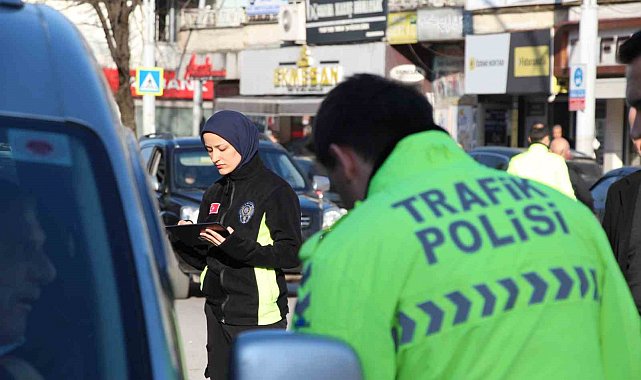 Sakarya'da polisten denetim: Kurallara uymayanlara ceza yağdı