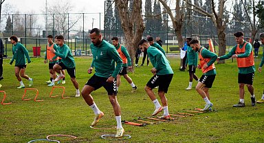 Sakaryaspor, Manisa FK mesaisinde