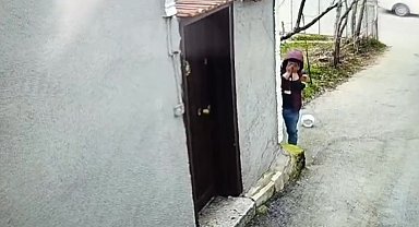 Saklambaç oynayan kapkaççıyı, polis sobeledi...O anlar kamerada