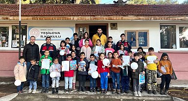 Salihli Jandarma, öğrencileri bilgilendirdi