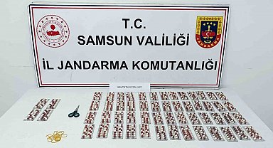 Samsun'da 2 kişi 784 adet uyuşturucu hapla yakalandı