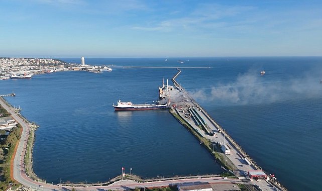Samsun'daki gemi yangını