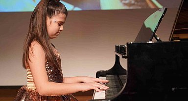 Sanat Akademisi kursiyerleri Bursa'da hünerlerini sergiledi