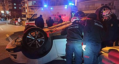 Şanlıurfa'da iki otomobil çarpıştı: 2 yaralı