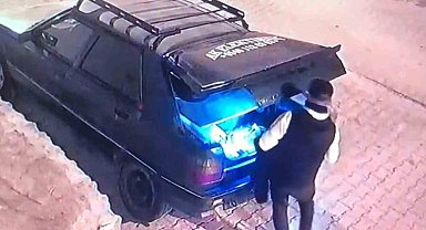 Şanlıurfa'da park halindeki otomobilden hırsızlık