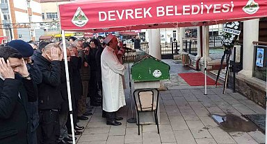 Şehit annesi son yolculuğuna dualarla uğurlandı