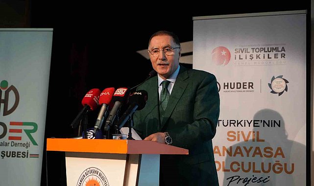 Şeref Malkoç: "Temennimiz hakkaniyet ve adaletten yana olan katılımcı bir anayasa inşa edilmesi"