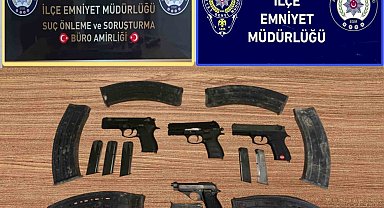 Seyhan ve Çukurova polisinden ruhsatsız silah operasyonu