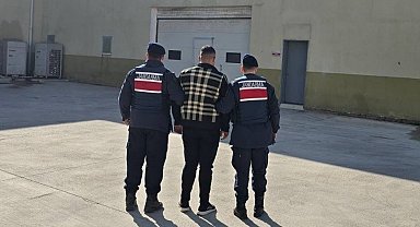 Silahlı yağma suçunda kesinleşmiş cezası bulunan firari yakalandı