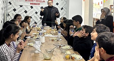 Simav'da ortaokul öğrencilerine yönelik "Gençliğe Değer Ara Dönem Kampı" başladı