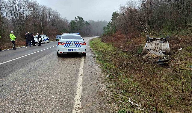 Sinop'ta otomobil takla attı: 1'i çocuk 5 yaralı