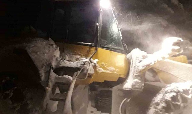 Sis Dağı'nda karda mahsur kalan 5 kişi belediye ekipleri tarafından kurtarıldı